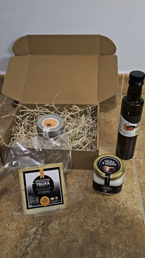 Lote 4 productos "RF Trufas" con caja regalo
